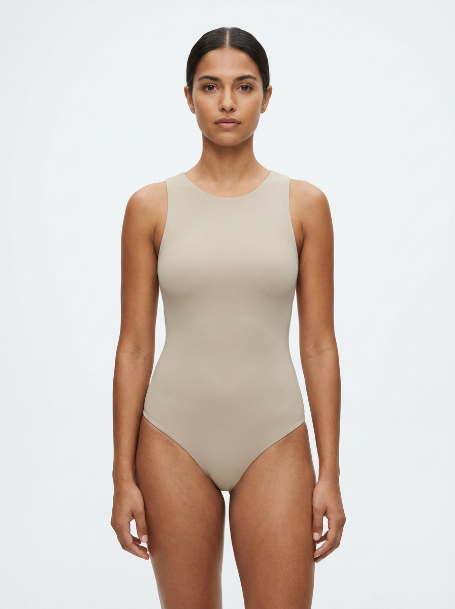 Lucia | women | casual, chic
